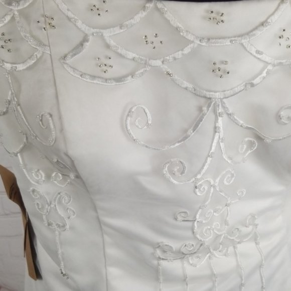 Light In The Box Formal Wedding Dress - Picture 2 of 12